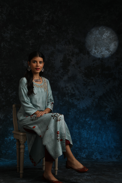 Floral Printed & Embroidered Kurta Paired With Straight Pants (ALY-08A)