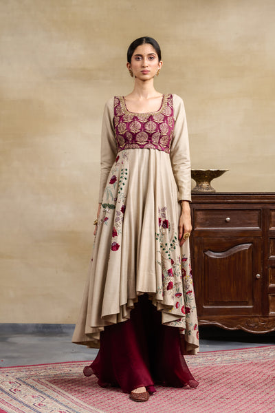 LIGHT GREY ANARKALI SET ( SK-39A)