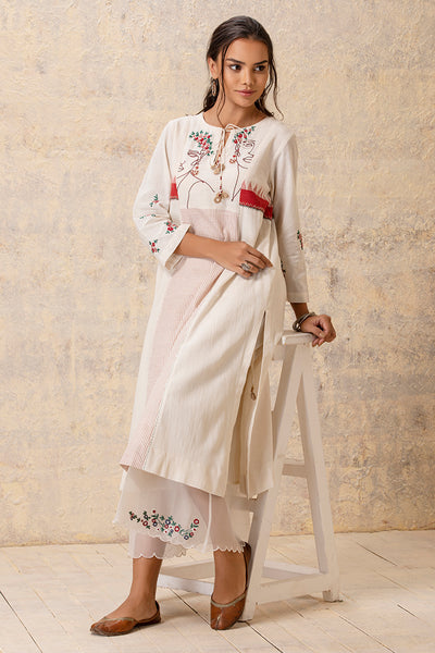 IVORY HANDLOOM COTTON FLORAL ABSTRACT FACE EMBROIDERED KURTA (F-06)