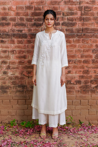 IVORY SILK CHANDERI EMBROIDERED KURTA & PALAZZO (WH-01)