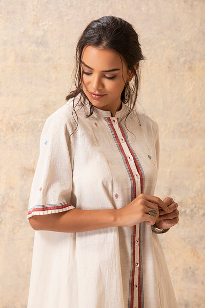 IVORY HANDLOOM COTTON GIRAFFE EMBROIDERED TUNIC (F-01)